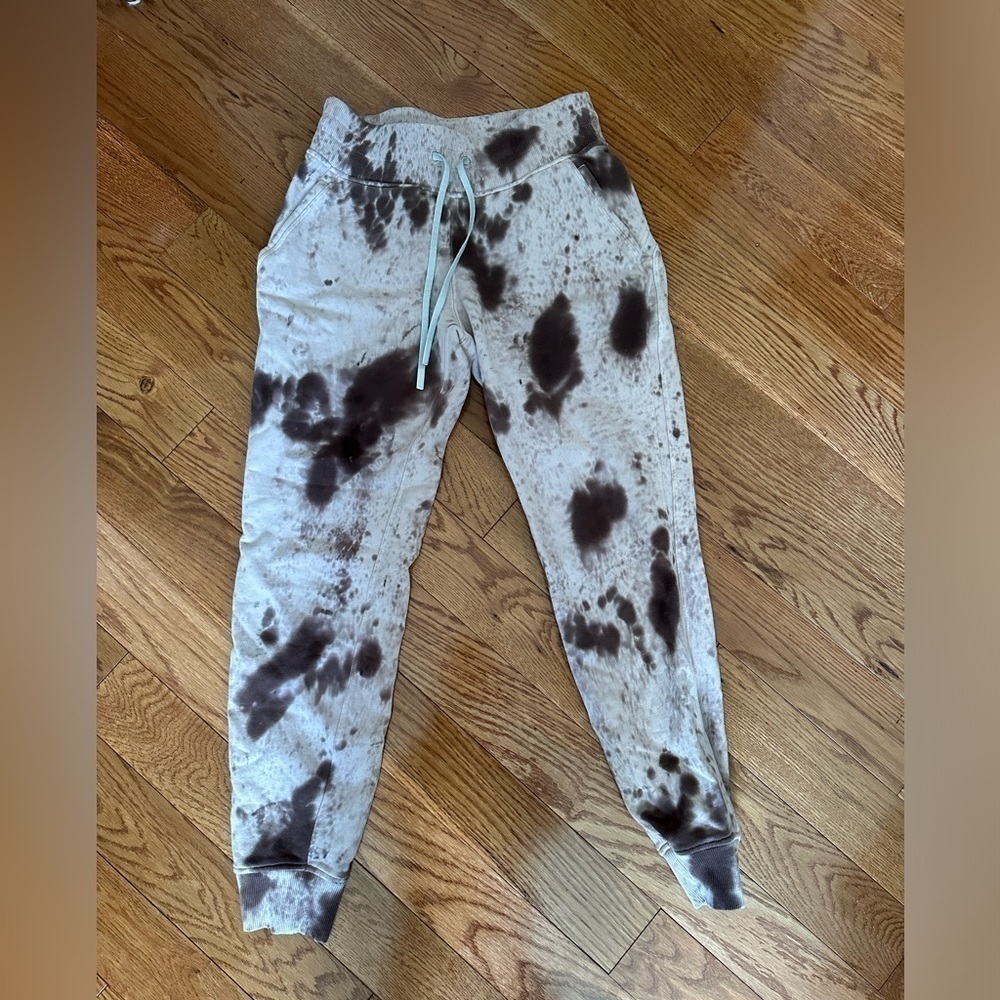 Lululemon warm down jogger